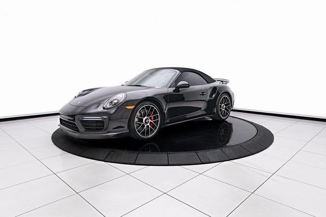 Photo of 2019 Jet Black Metallic Porsche 911