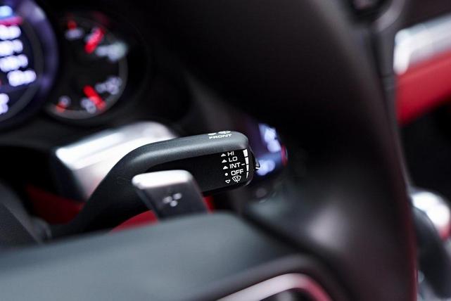 Photo of 2019 Jet Black Metallic Porsche 911