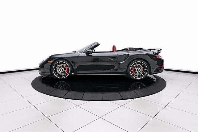 Photo of 2019 Jet Black Metallic Porsche 911