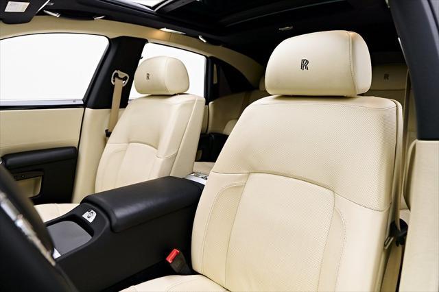 Photo of 2012 White Rolls-Royce Ghost