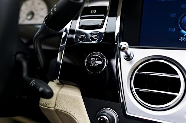 Photo of 2012 White Rolls-Royce Ghost