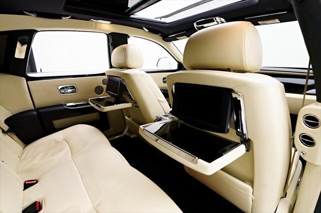 Photo of 2012 White Rolls-Royce Ghost