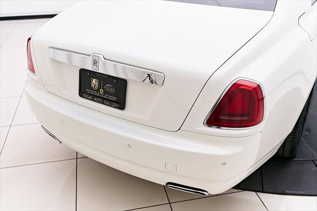 Photo of 2012 White Rolls-Royce Ghost