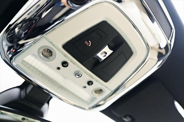 Photo of 2012 White Rolls-Royce Ghost