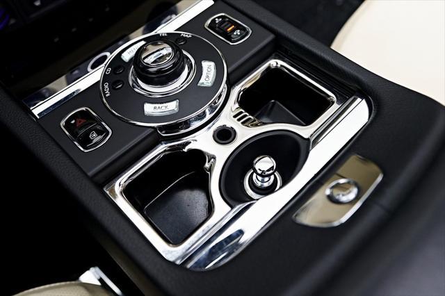 Photo of 2012 White Rolls-Royce Ghost