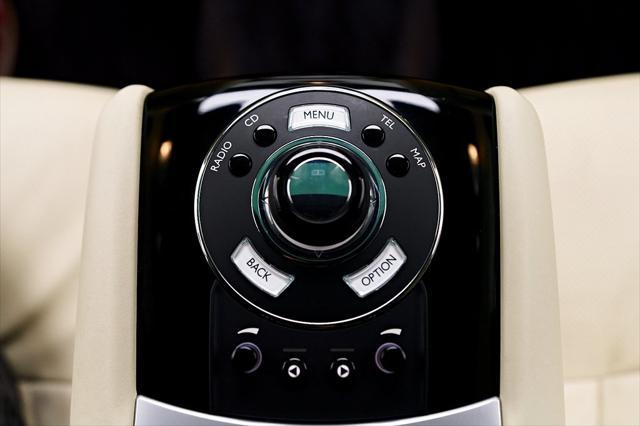 Photo of 2012 White Rolls-Royce Ghost