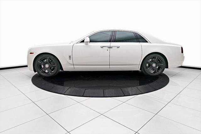 Photo of 2012 White Rolls-Royce Ghost