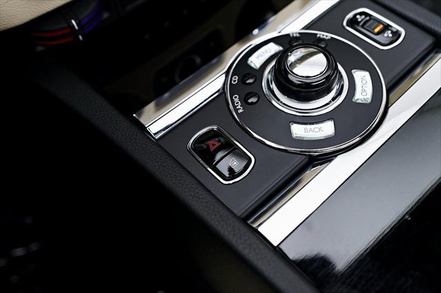 Photo of 2012 White Rolls-Royce Ghost