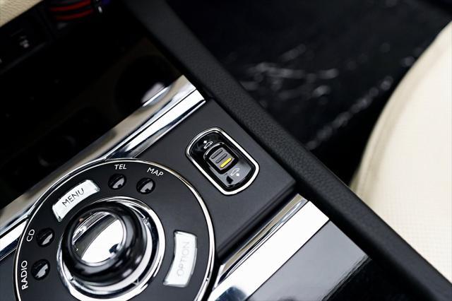 Photo of 2012 White Rolls-Royce Ghost