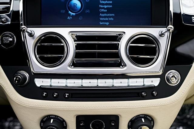 Photo of 2012 White Rolls-Royce Ghost
