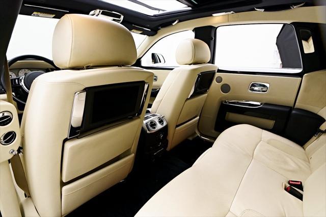 Photo of 2012 White Rolls-Royce Ghost