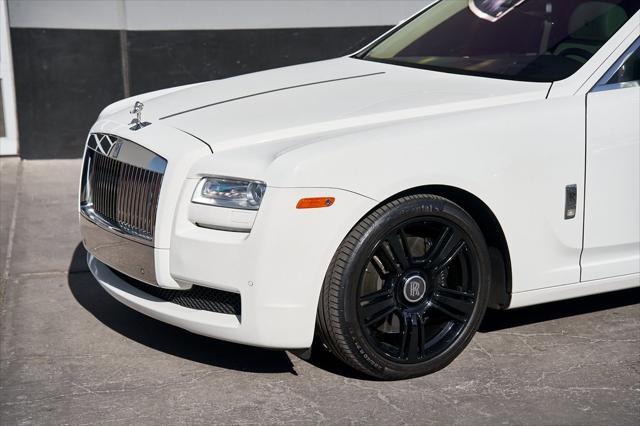 Photo of 2012 White Rolls-Royce Ghost