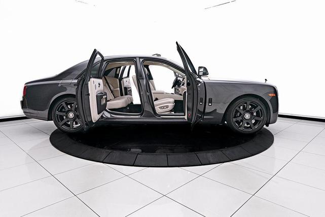 Photo of 2017 Black Diamond Metallic Rolls-Royce Ghost