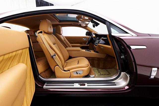 Photo of 2015 Madeira Red Rolls-Royce Wraith