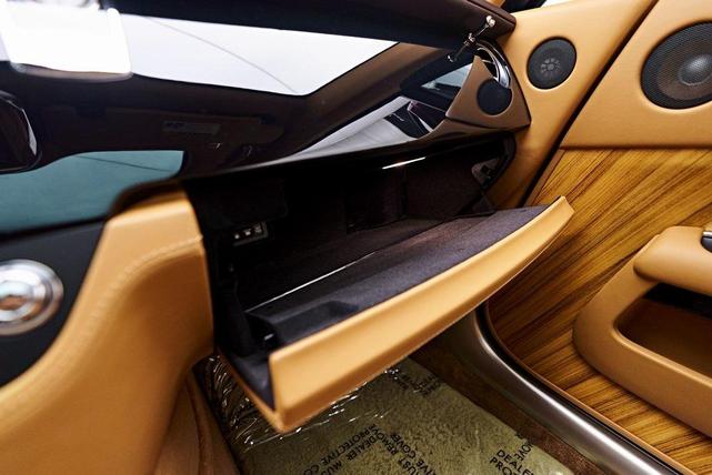 Photo of 2015 Madeira Red Rolls-Royce Wraith