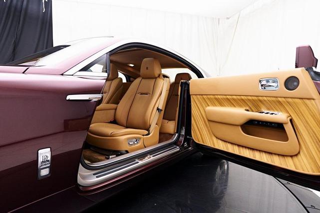 Photo of 2015 Madeira Red Rolls-Royce Wraith