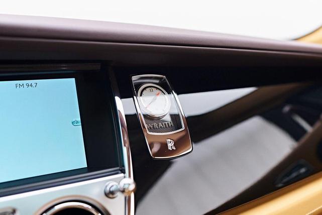 Photo of 2015 Madeira Red Rolls-Royce Wraith