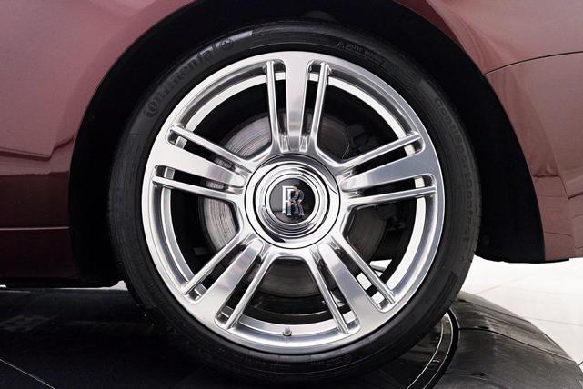 Photo of 2015 Madeira Red Rolls-Royce Wraith