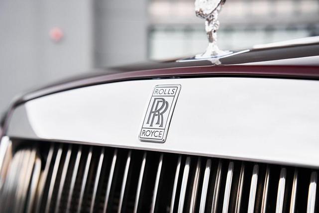 Photo of 2015 Madeira Red Rolls-Royce Wraith