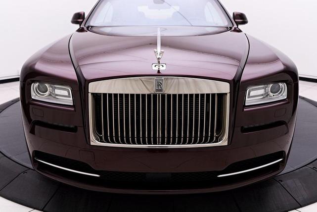 Photo of 2015 Madeira Red Rolls-Royce Wraith