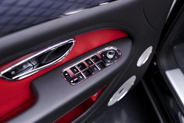 Photo of 2023 Ice Over Black Crystal Bentley Bentayga