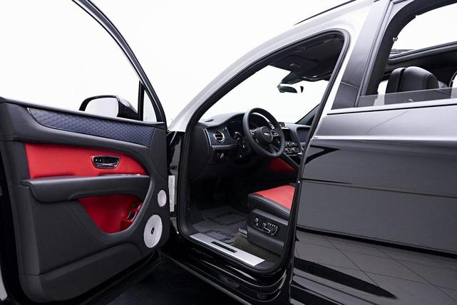 Photo of 2023 Ice Over Black Crystal Bentley Bentayga