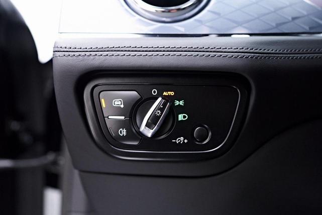 Photo of 2023 Ice Over Black Crystal Bentley Bentayga