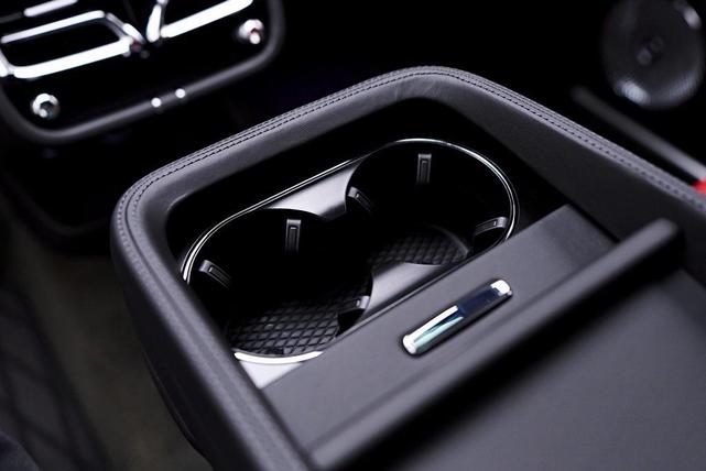 Photo of 2023 Ice Over Black Crystal Bentley Bentayga