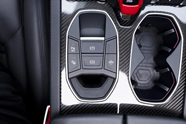 Photo of 2023 Gray Lamborghini Urus