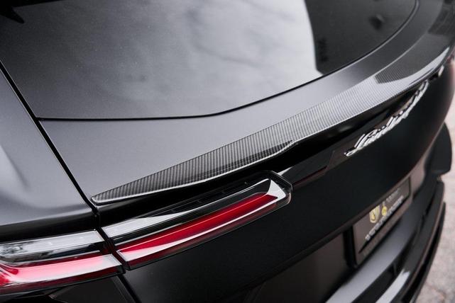 Photo of 2023 Gray Lamborghini Urus