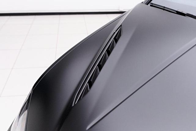 Photo of 2023 Gray Lamborghini Urus