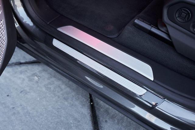 Photo of 2022 Grigio Keres Metallic Lamborghini Urus