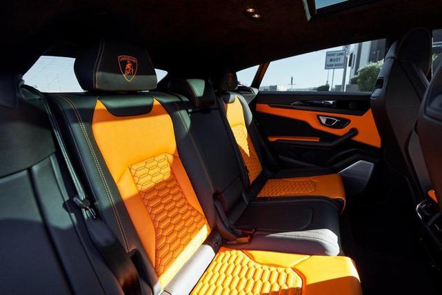 Photo of 2022 Grigio Keres Metallic Lamborghini Urus