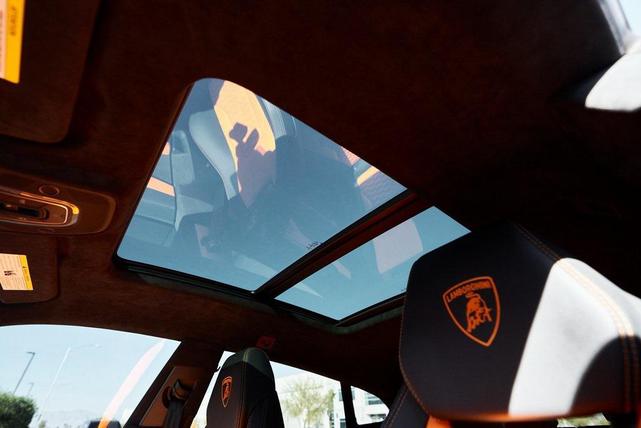 Photo of 2022 Grigio Keres Metallic Lamborghini Urus