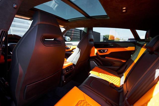 Photo of 2022 Grigio Keres Metallic Lamborghini Urus