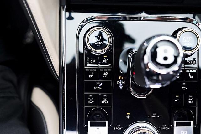 Photo of 2023 Beluga Bentley Flying Spur