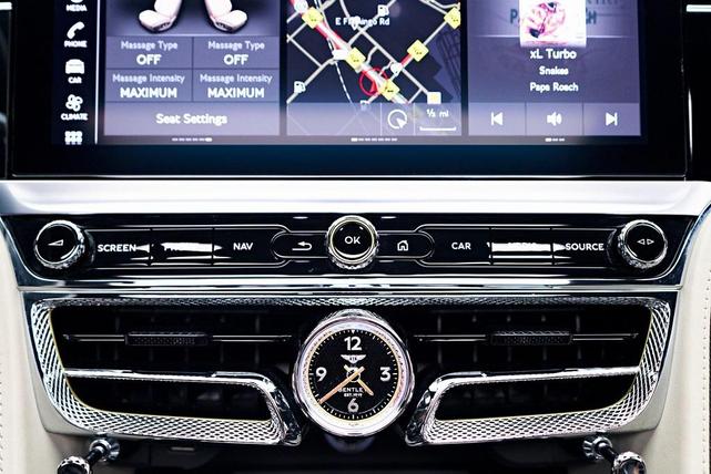 Photo of 2023 Beluga Bentley Flying Spur