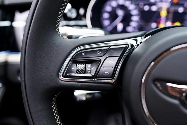 Photo of 2023 Beluga Bentley Flying Spur