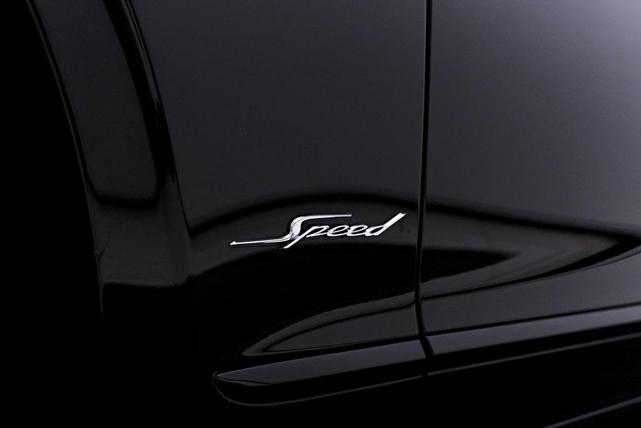 Photo of 2023 Beluga Bentley Flying Spur