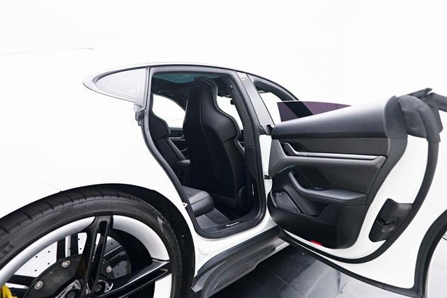Photo of 2020 White Porsche Taycan