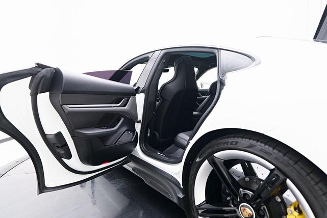 Photo of 2020 White Porsche Taycan