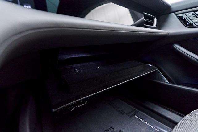 Photo of 2020 White Porsche Taycan