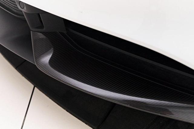 Photo of 2020 White Porsche Taycan