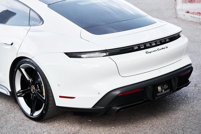 Photo of 2020 White Porsche Taycan