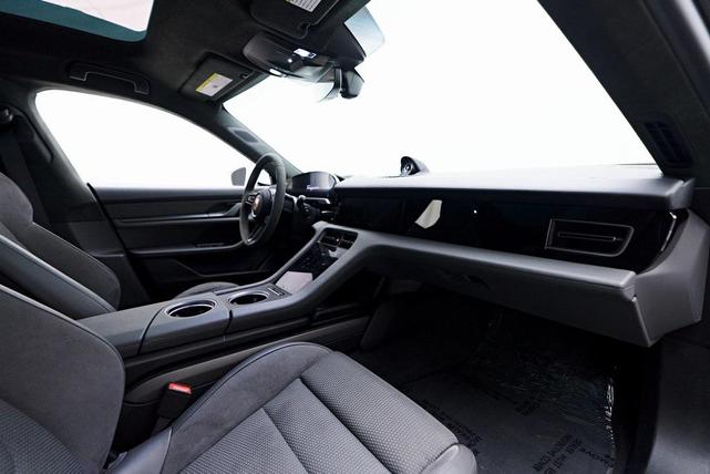 Photo of 2020 White Porsche Taycan