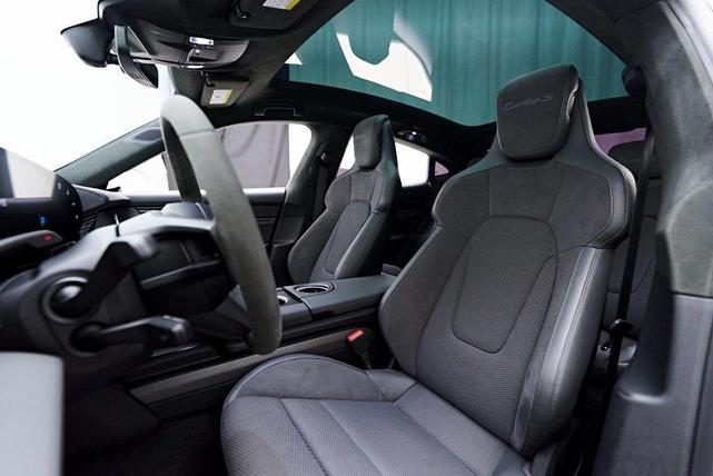 Photo of 2020 White Porsche Taycan