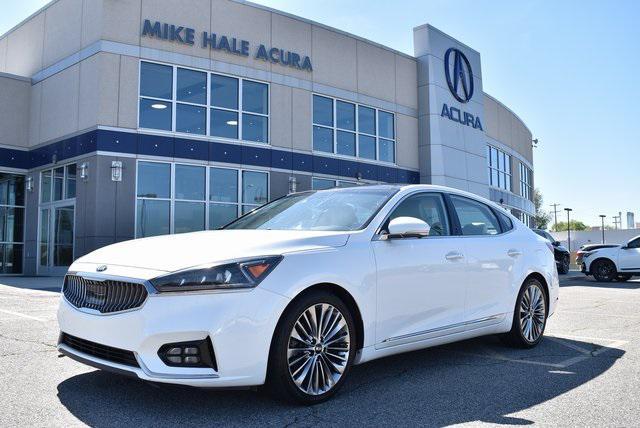 2017 Kia Cadenza