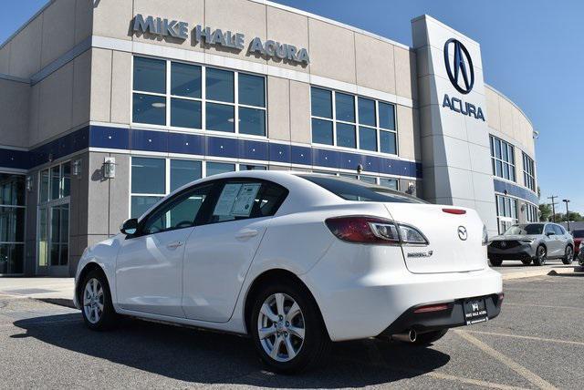 Photo of 2011 Crystal White Pearl Mica Mazda Mazda3