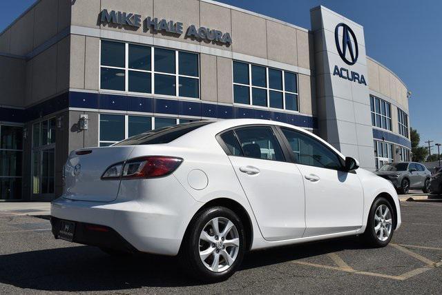 Photo of 2011 Crystal White Pearl Mica Mazda Mazda3