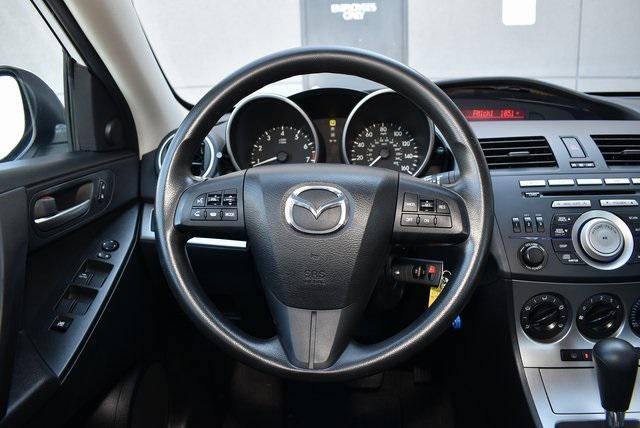 Photo of 2011 Crystal White Pearl Mica Mazda Mazda3